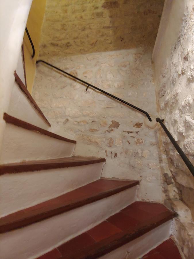 Charmante Maison Arlesienne A L'Ombre Des Arenes, De 2 A 5P Eksteriør billede
