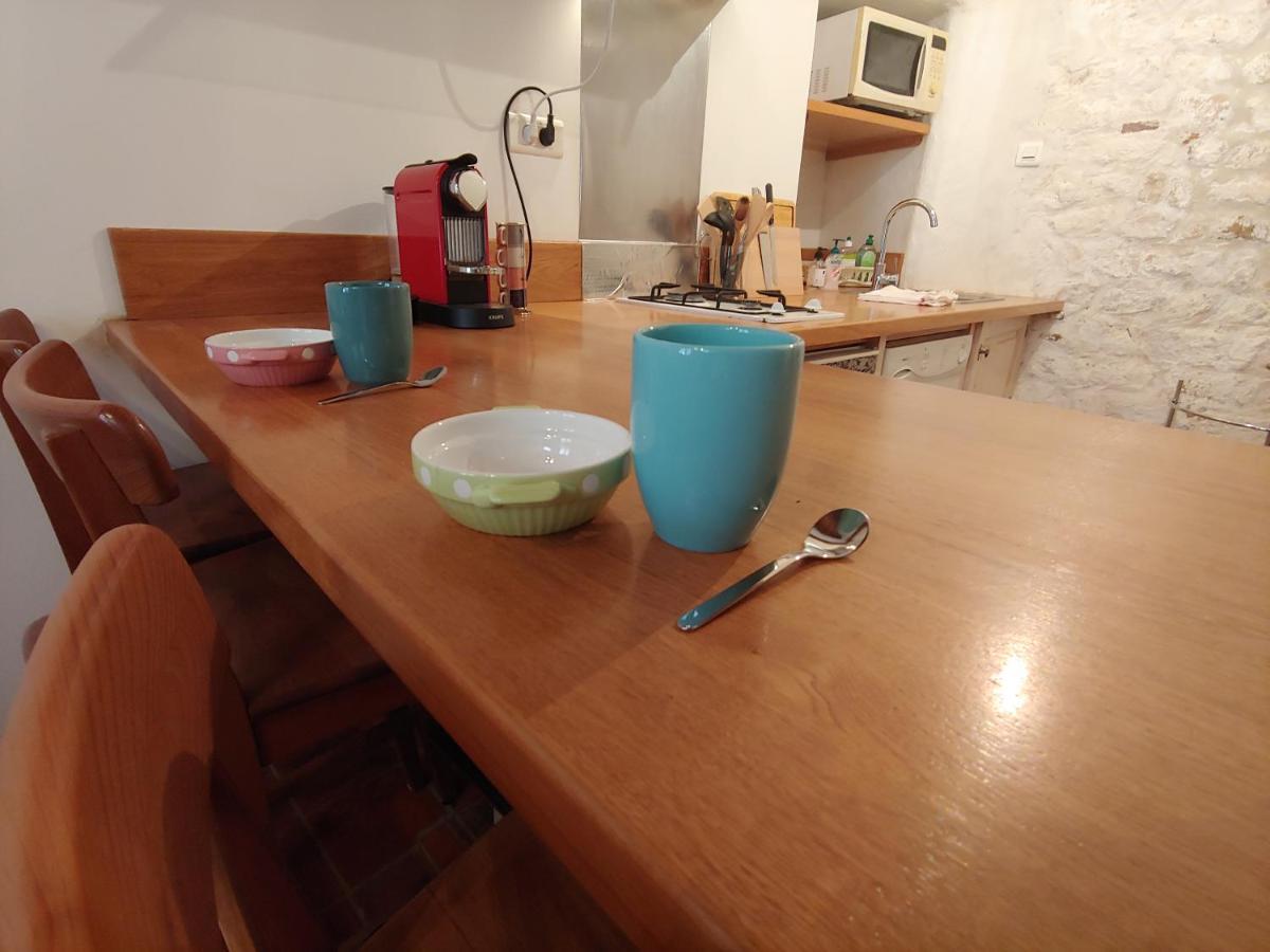 Charmante Maison Arlesienne A L'Ombre Des Arenes, De 2 A 5P Eksteriør billede